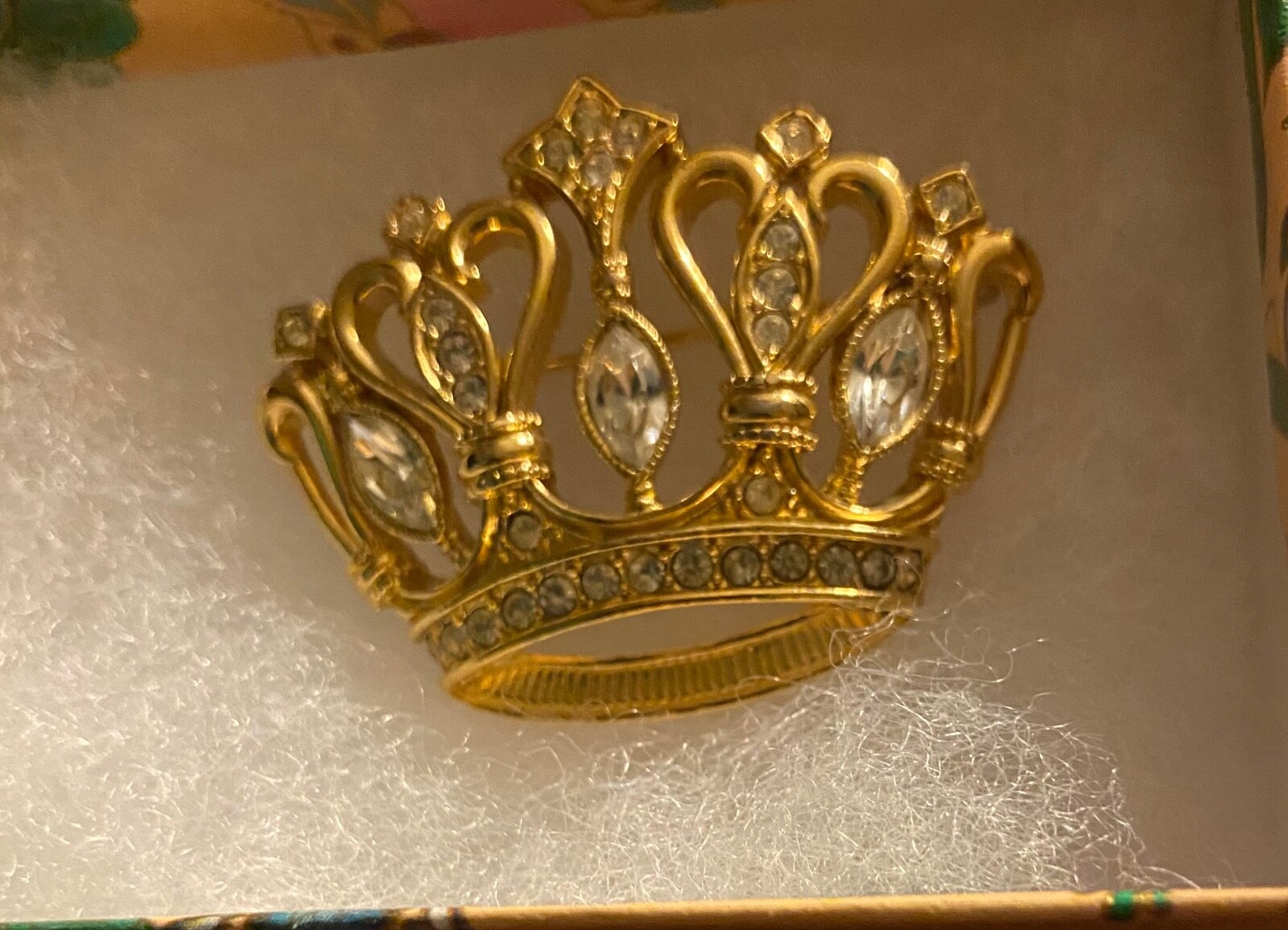 VTG KJL Brooch Gold Tone CROWN Avon Pin Rhineston… - image 2