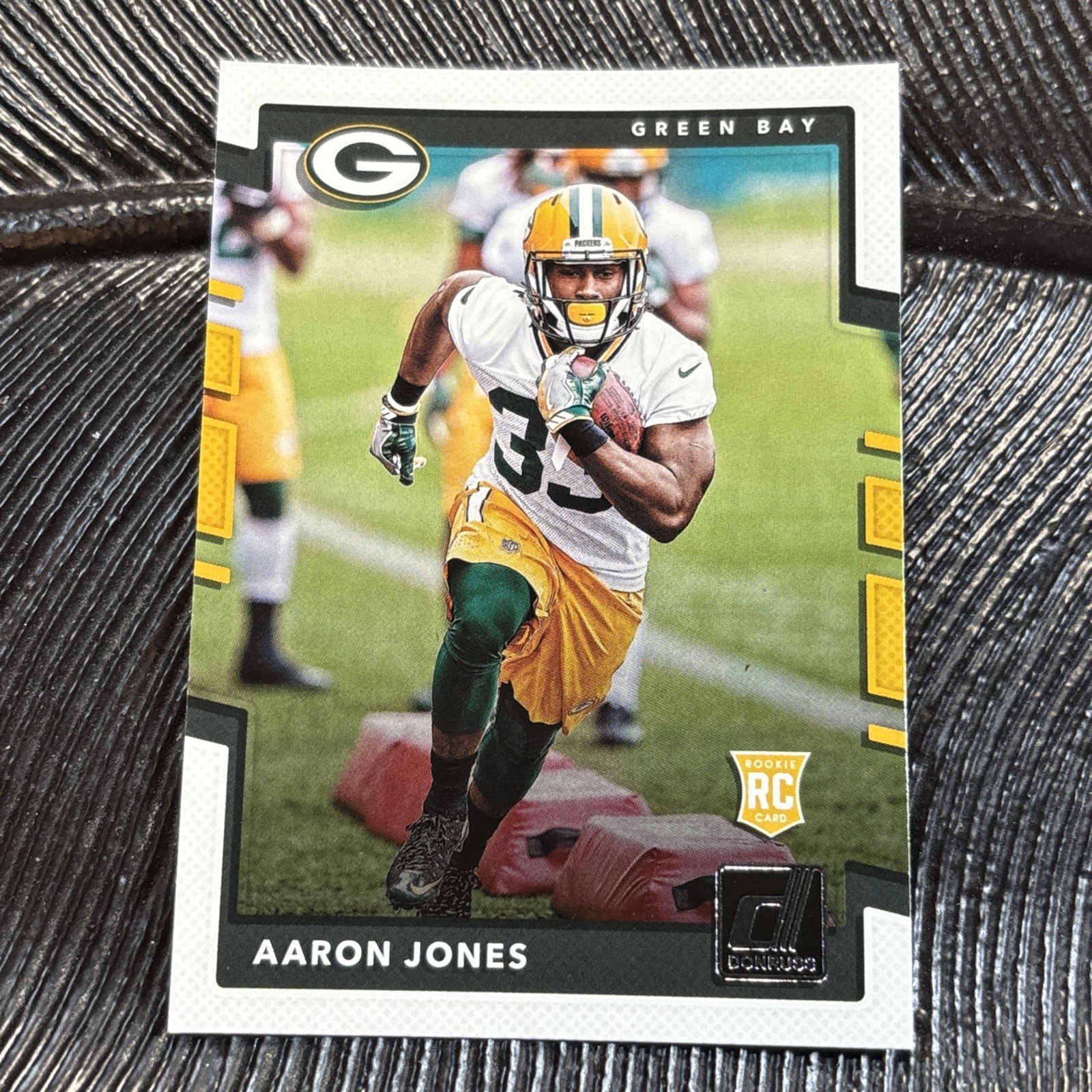 2017 Panini Donruss - Rookies Aaron Jones #385 - Rookie Card (RC)