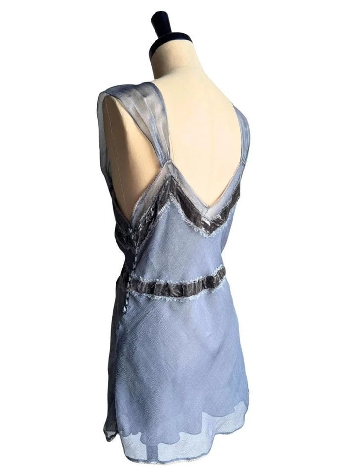 Top de terciopelo de gasa de seda John Galliano, gris caqui, FR38, M, 2006, raro. Foto 4 de 4