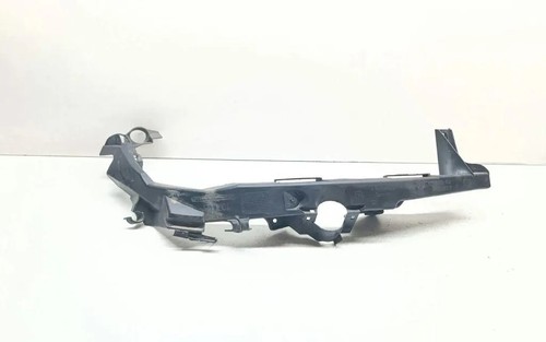 BMW 3 E90 Rechte Scheinwerferhalter 7138402 2.00 Diesel 2011 33649709