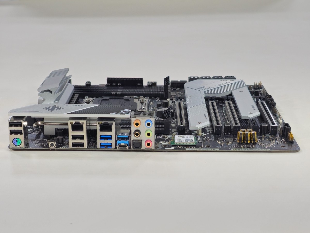 ASRock X299 STEEL LEGEND Intel X299 ATX LGA 2066 DDR4 Motherboard