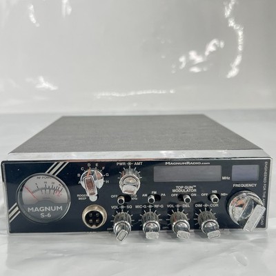 MAGNUM  S6 TEN METER RADIO AM FM W/ ASTATIC MIC LOOK