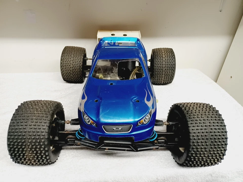 VINTAGE OFNA RACING RC 1/8 4WD NITRO TRUGGY W/ BIG BLOCK 28 RACE ENGINE PROLINE - Image 2 of 4