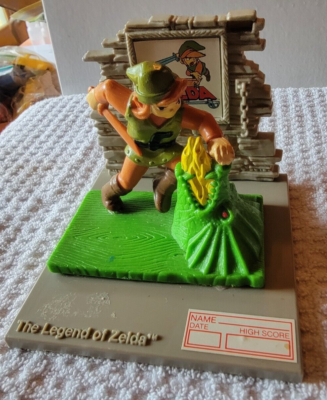 ROCKIN DOLL ミニコミ　東京ロッカーズ　ZELDA FRICTION Legend Of Zelda Trophy Figure: Link Fights A Gleeok | eBay