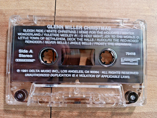 In the Christmas Mood by The Glenn Miller Orchestra (Cassette, 1992) - Picture 4 of 5