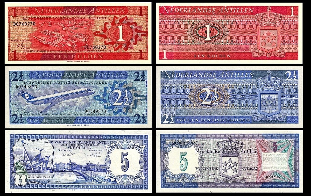 専用⑯ Netherlands Antilles 3 Pcs UNC Set, 1 - 2 1/2 - 5 Gulden 1970 1984