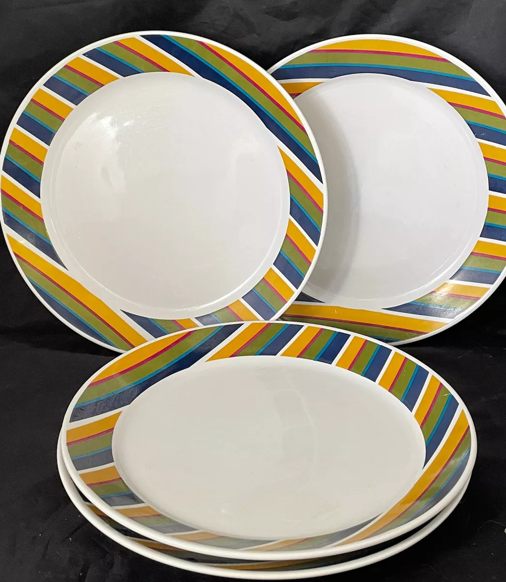Gibson 4 Dinner Plates 10 5 8