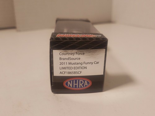 Courtney Force 1/64 Brandsource 2011 Mustang Funny Car Limited edition - Picture 6 of 6