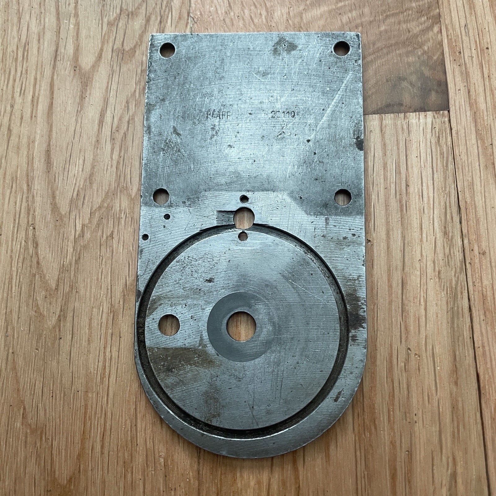 Pfaff 22110 Throat Plate 3334 3335 Industrial Sewing Part eBay