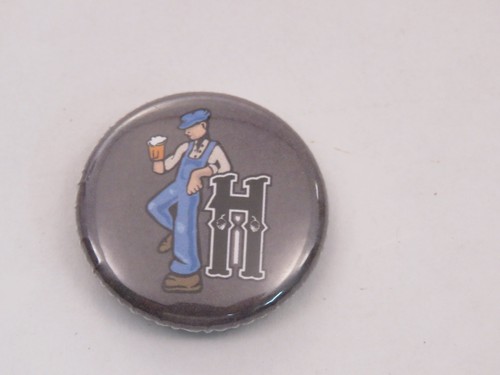 BEER BUTTON Pinback ~*~ HAYMARKET Pub & Brewery ~ Chicago Illinois Micro Brewing - Picture 1 of 3