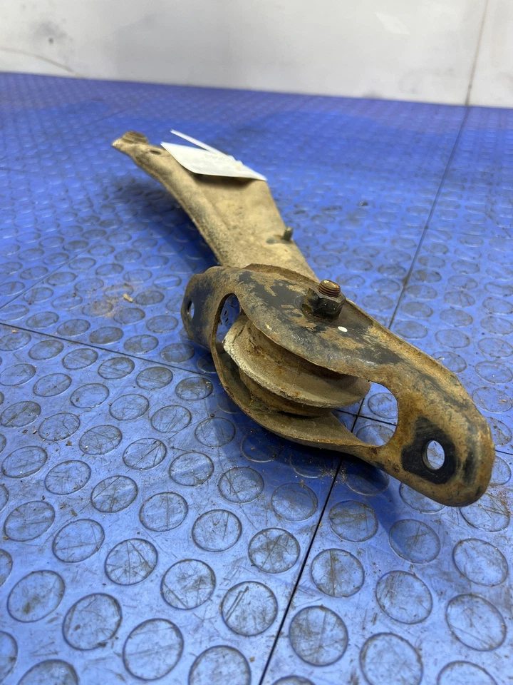 Brazo de arrastre inferior trasero izquierdo o derecho Honda Accord 87-89 OEM 52371SE0A06 Foto 3 de 3