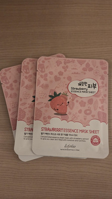 esfolio Strawberry Extract Hydrating Nourishing Face Mask Sheet 25ml **3 masks**