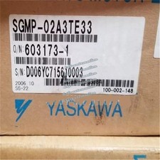 1PCS NEW Yaskawa Servo Motor SGMP-02A3TE33