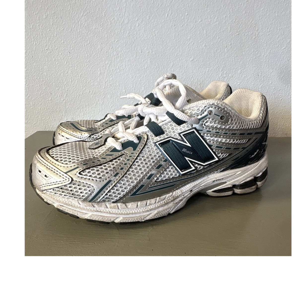 New Balance Men’s Gray Mesh Lace-Up Athletic Shoes Size 6.5US New Balance Athletic Shoes 6.5 US Shoe for sale | eBay main image 3