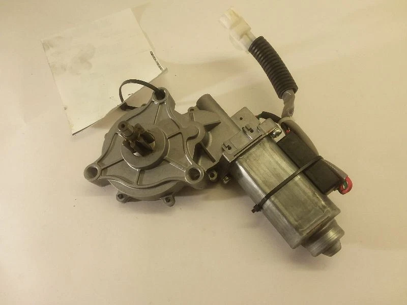 2004-2008 TOYOTA SOLARA LH Driver Left Convertible Top Motor 8574033010 - Image 2 of 4