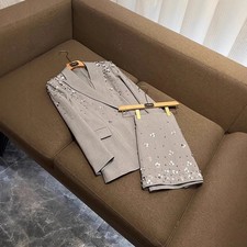 Conjunto de Vestido Traje Gris Europeo Perla Lentejuelas Moda Falda Corta Conjunto de Dos Piezas