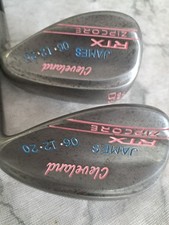PAIR OF LADIES CLEVELAND RTX ZIPCORE MID RAW WEDGES, 56 & 60