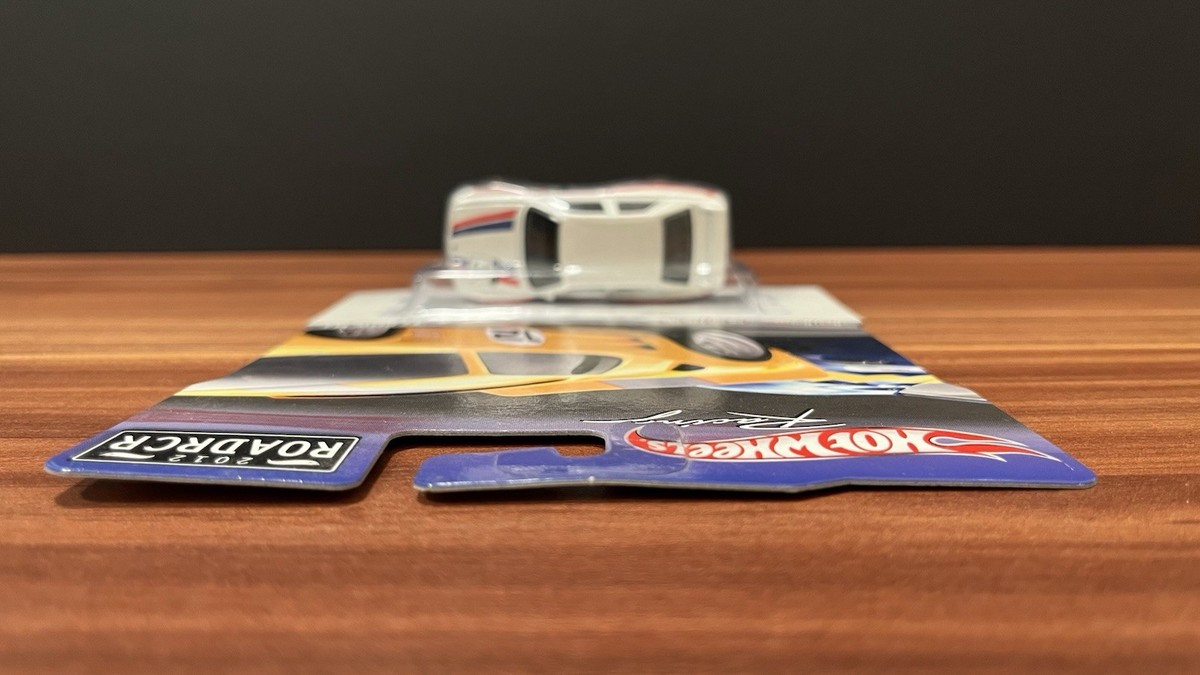 Hot Wheels Racing 2012 ROADRCR '92 BMW M3 Exclusive Canada Release