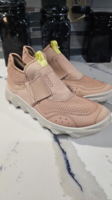 ECCO  MX SLIP ON VENT SNEAKER,  EUR SIZE 40 (US 10)  COLOR: TUSCANY,  NEW