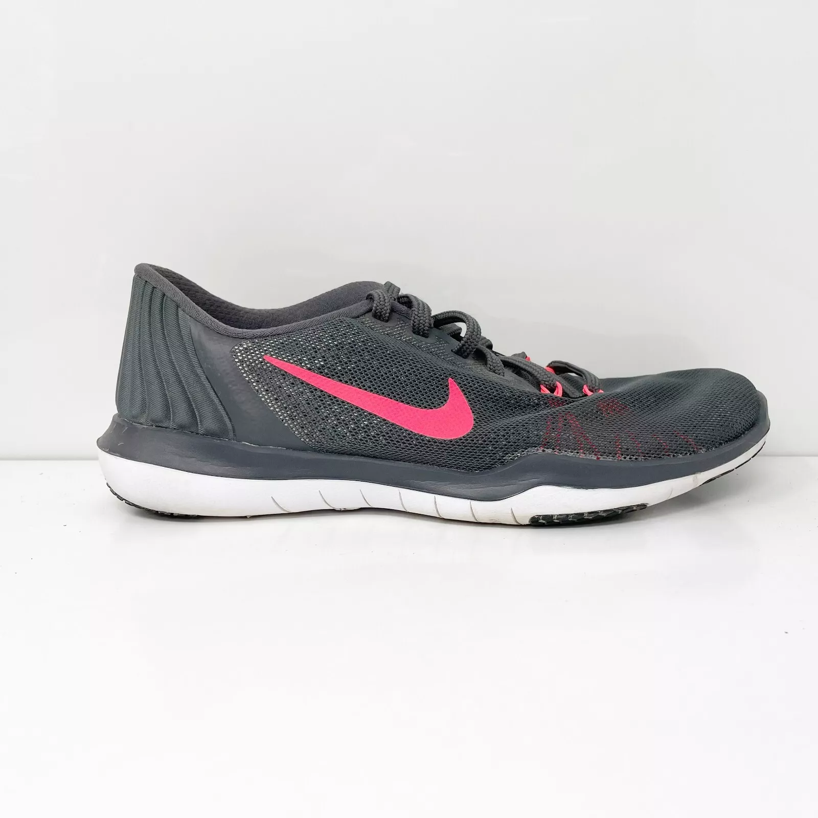 Chaussures de course baskets grises Nike Flex Supreme TR 5 885916 003 pour femme pointure 8 W