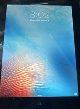 Apple iPad 2nd Gen. 32GB, Wi-Fi, 9.7in - Black 