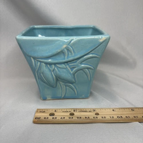 Vintage 1940’s McCoy Brand Light Blue Ceramic 4” Lily Pattern Jardiniere Planter