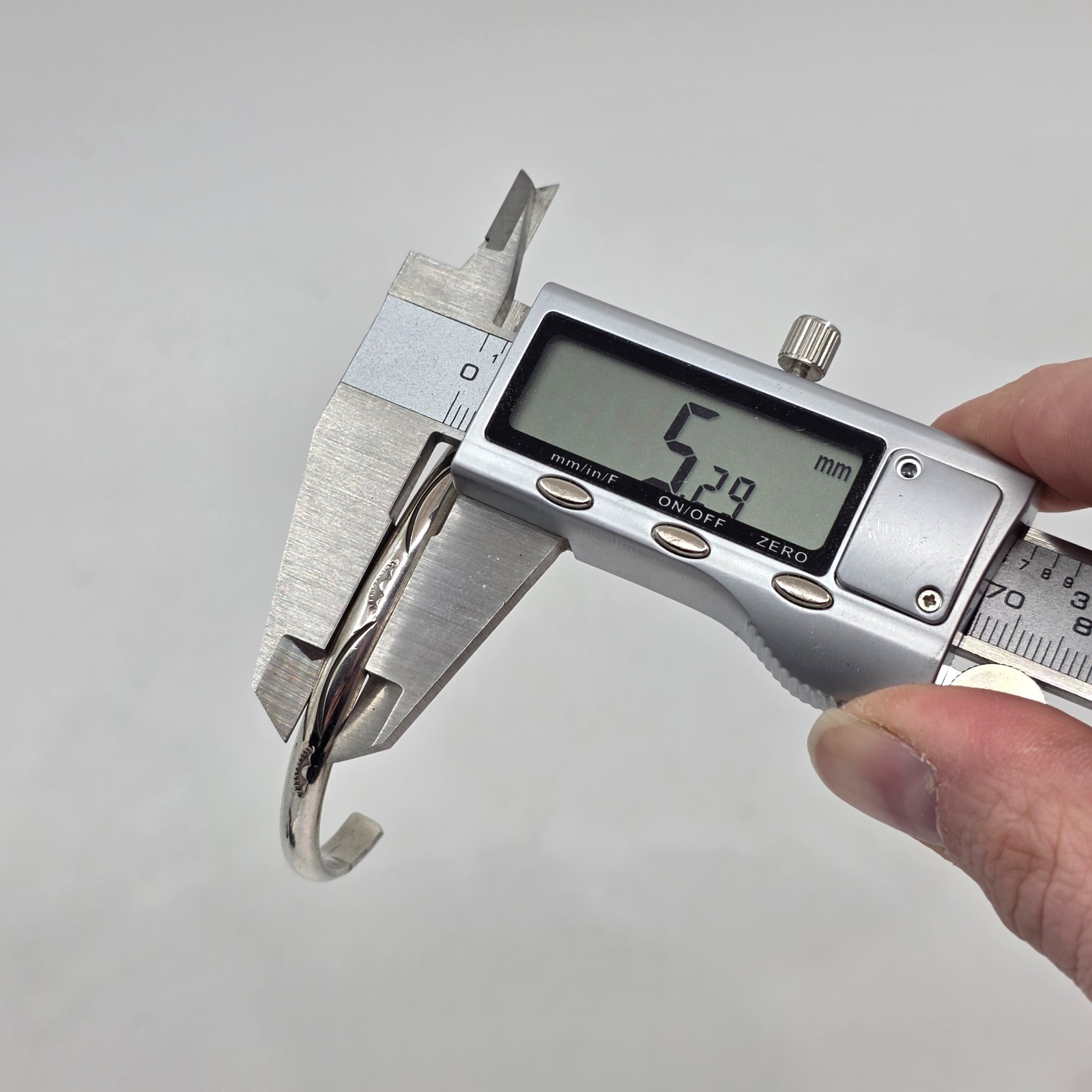 Native American Sterling Silver Thin Stamped Stac… - image 5