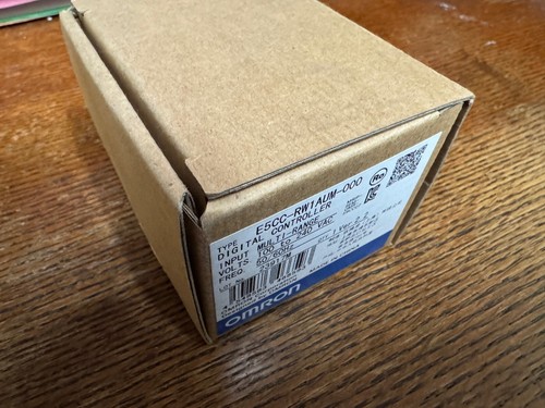 Omron, E5CC-RW1AUM-000, Digital Temp Controller - Picture 2 of 5