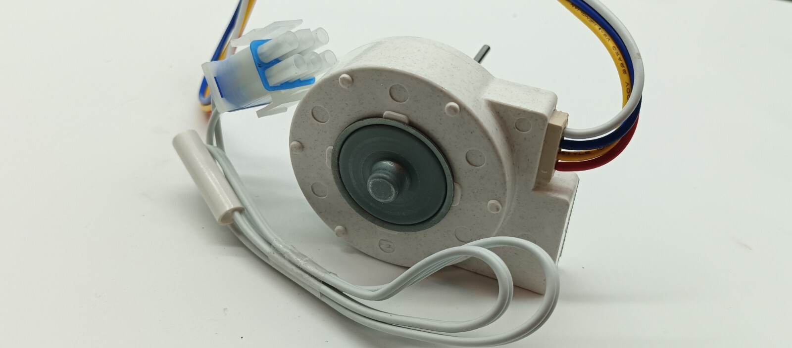 WR60X10074 Refrigerator Evaporator Fan Motor GE PS304658 AP3191003 New