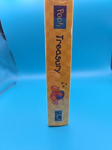 Mouse Works Treasury of Winnie the Pooh-Boxed 3 Volumes With Book Sleeve(sealed) - Picture 4 of 5