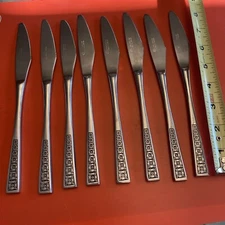 Lifetime Cutlery Taiwan Flowers Dinner Knives See Pictures Lot Of 8