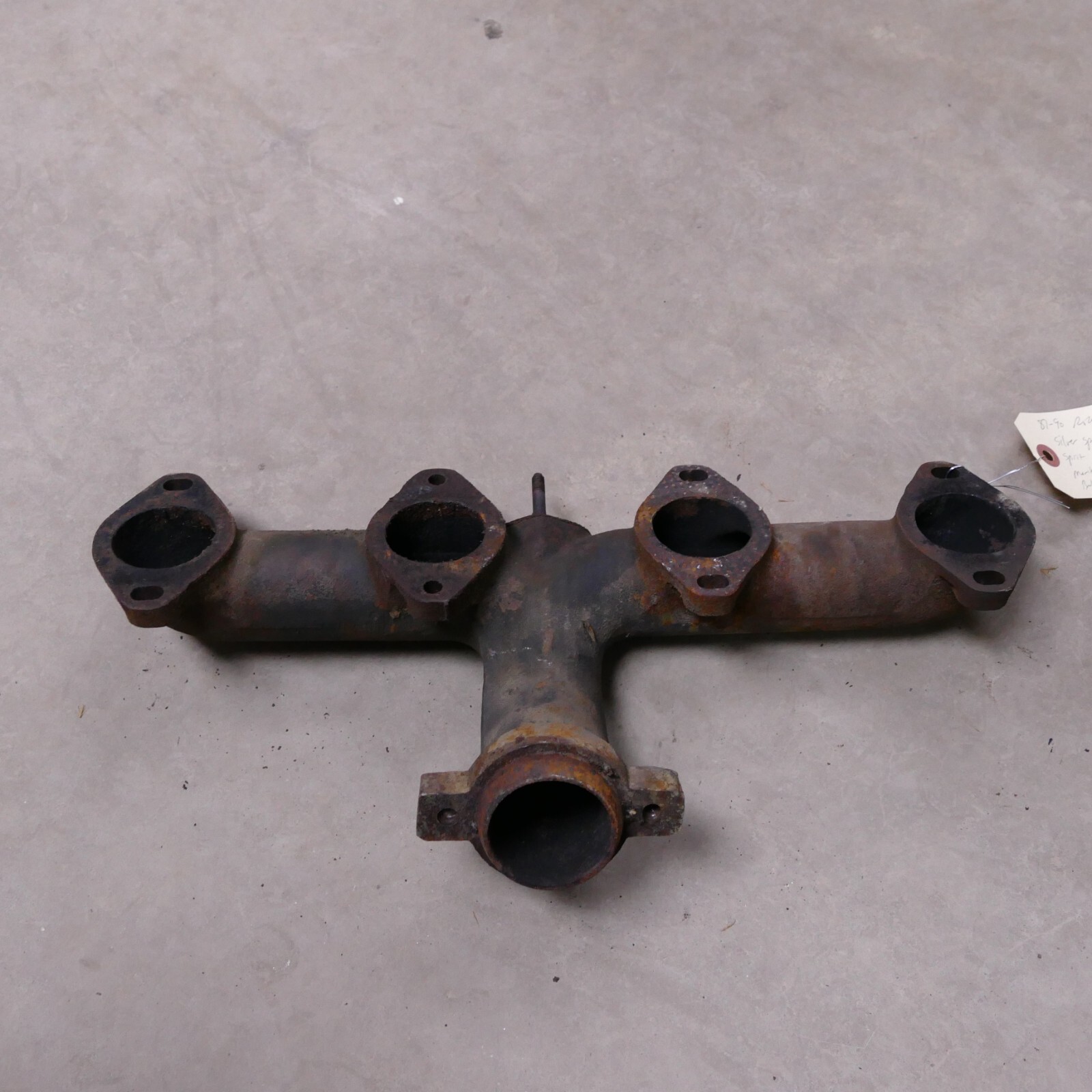 1987-1990 Rolls Royce Silver Spur 6.8 Exhaust Manifold 70044 Broken Stud 76154