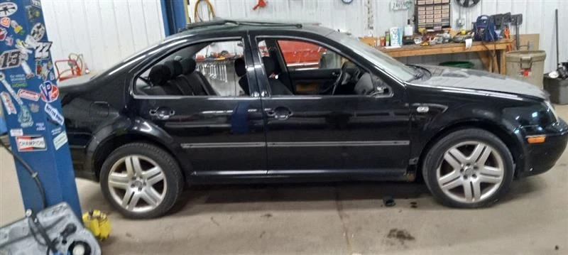 Комплект зажимных гаек для Volkswagen Jetta 2003 2002 2001 2000 - Изображение 4 из 4