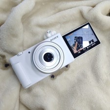 Sony ZV-1F 20.1MP 4K Video Flip Screen Compact Digital Camera White English