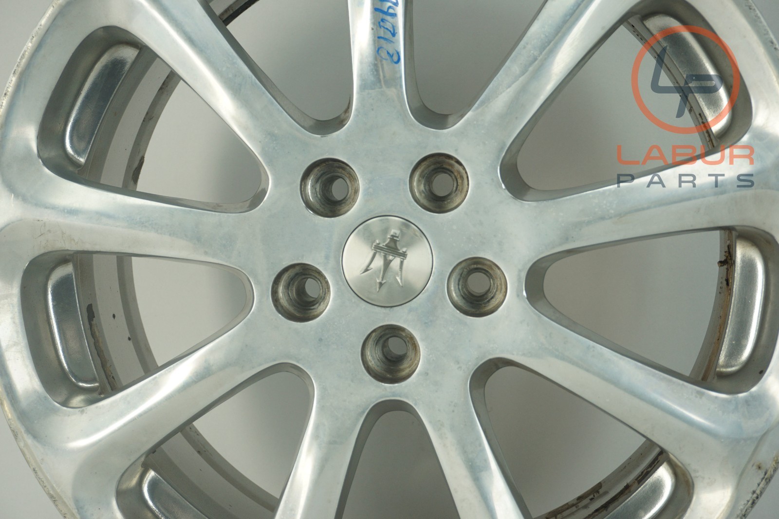 M139 03-13 Maserati Quattroporte 19" Front Right or Left Side Wheel Rim W1196