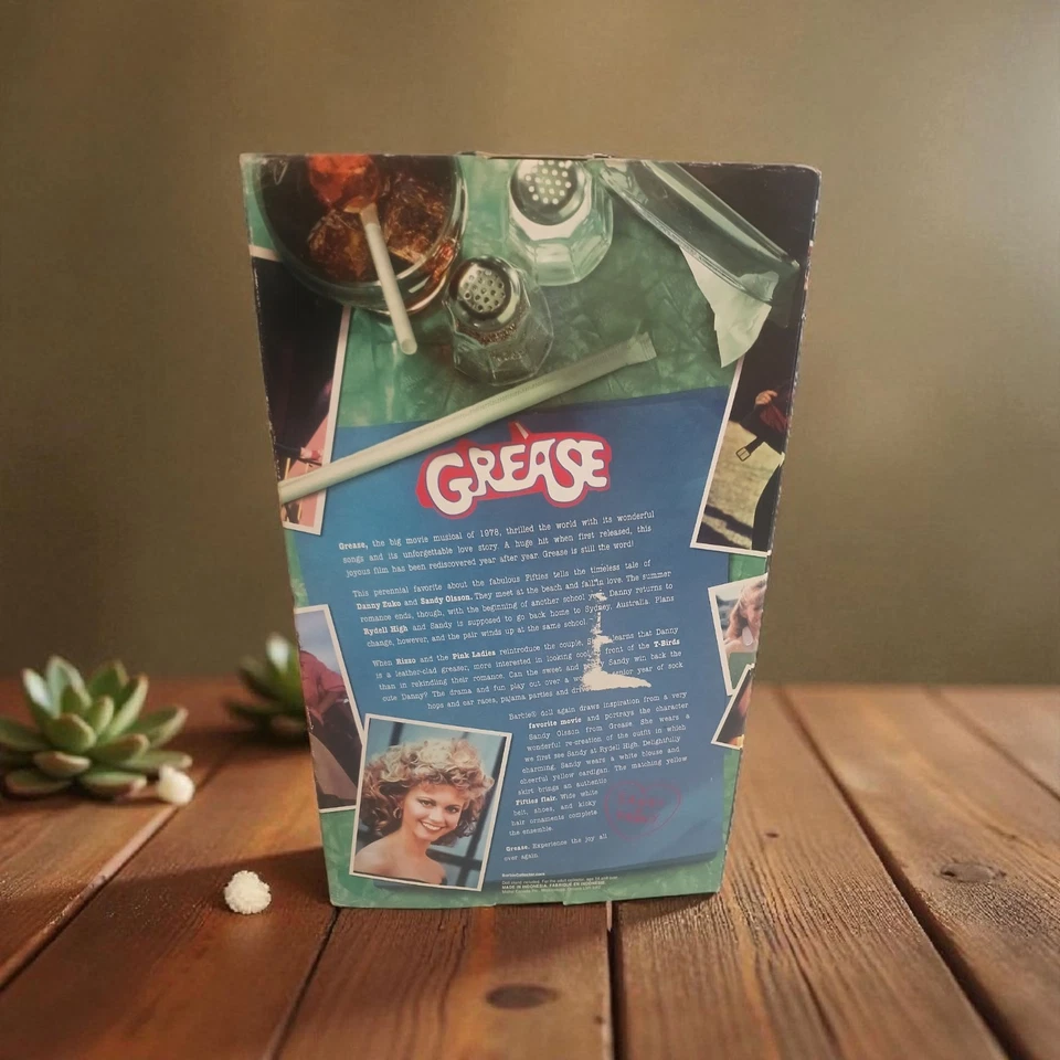 Barbie Coleccionista Mattel - Barbie As Sandy de Grease 2 - Dime más NID022H95A Foto 2 de 3