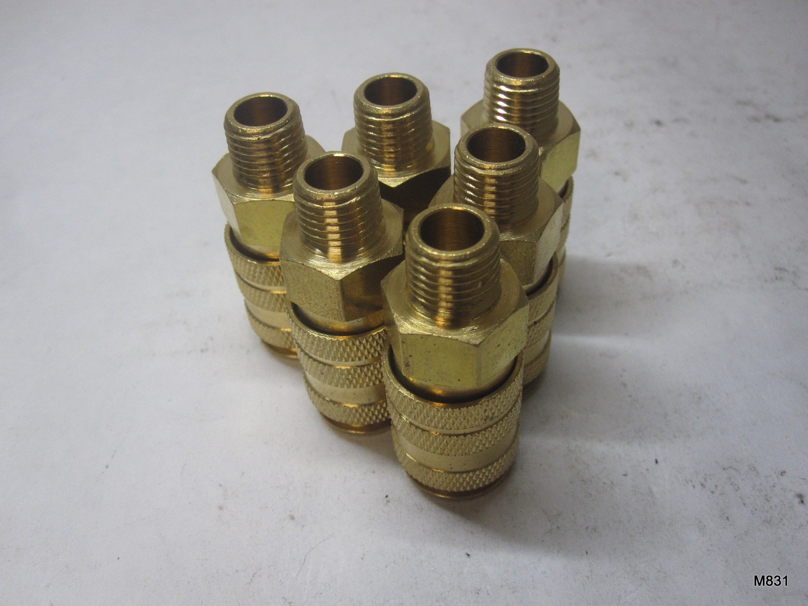 1 Pack of 6 Milton 3/8" MNPT High Flow, V-Style, Quick-Connect Brass Coupler