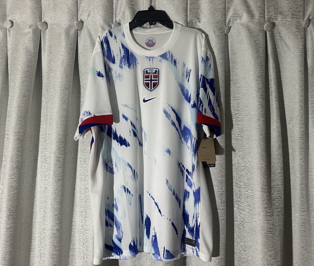 Norway 24/25 Away Nike Stadium Soccer Jersey Size L NWT FZ0161-100