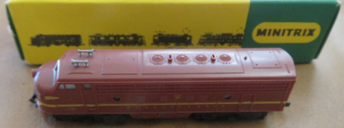 Locomotora diésel Minitrix 2971 escala N Pennsylvania F-9 unidad A con caja original | Condition: Used