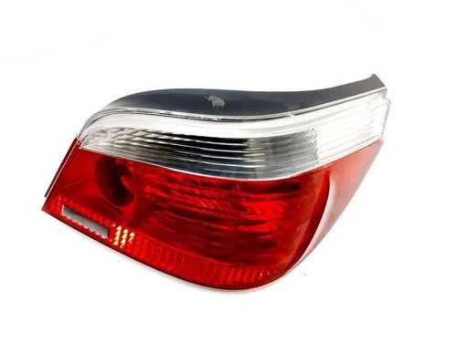 BMW 5 Touring E61 Rücklicht hinten rechts 2VP008679 3.00 Diesel 160kw 20539148