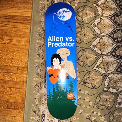 Skate Mental Alien vs. Predator Signed by Guy Mariano Matt Beach & Biebel