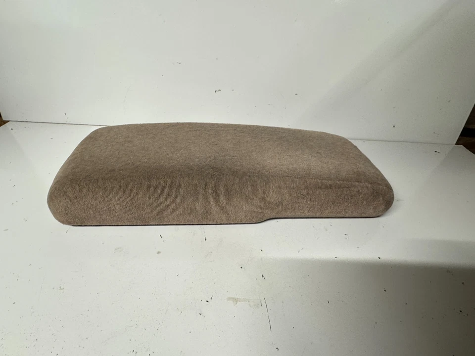 Крышка подлокотника центральной консоли Chevrolet S10 GMC Sonoma желтовато-коричневая коричневая ткань - Изображение 4 из 4