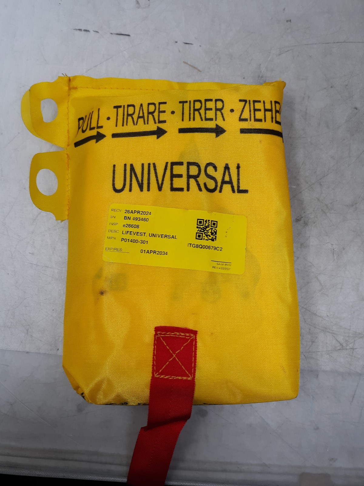 EAM Universal Life Vest P01400-301 FAA TSO C13f Exp 2034 Air