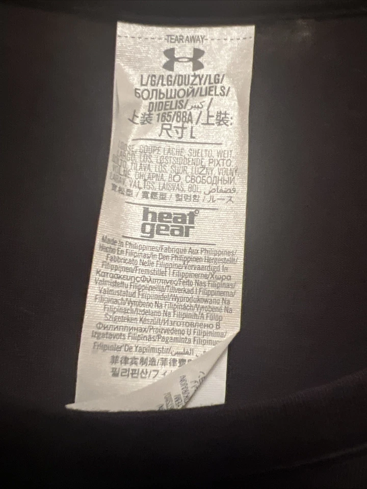 Camiseta Under Armour para mujer manga larga cuello redondo talla grande negra Foto 3 de 4