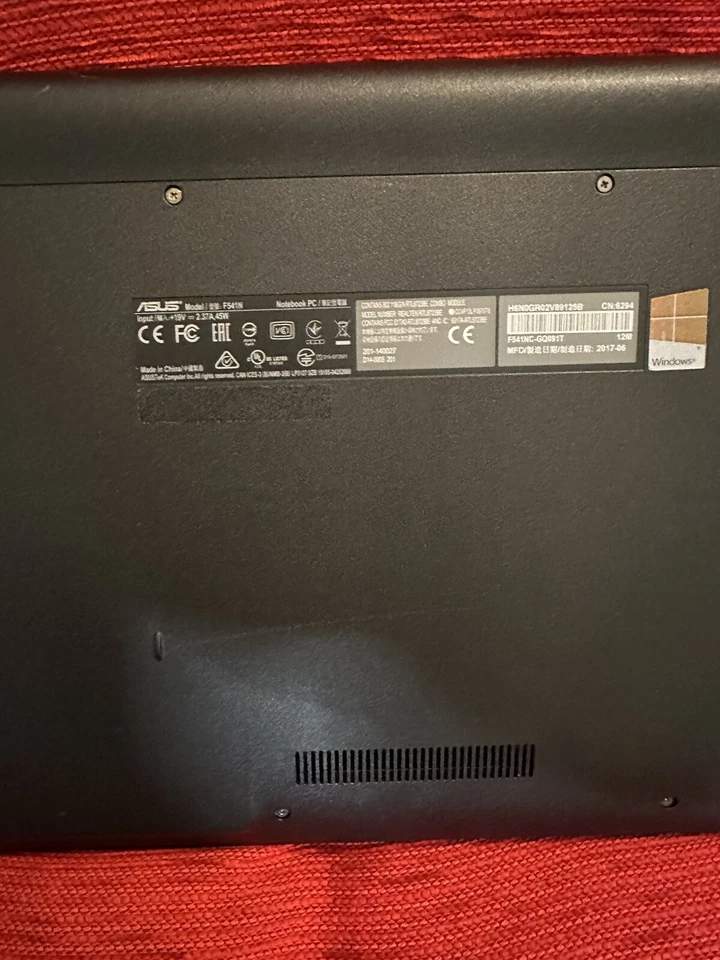 Asus Pc Portatile F541N  15.6" SSD240GB Ram 4GB  Silver Pentium Nvidia Geforce - Immagine 3 di 4