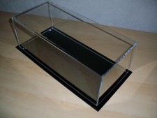 Gemutlich Acrylic Display Case for 1/18 Diecast Car,Model Car Display Case with LED Lights D5-3 Open Side