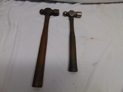 2 vintage Hammers Blue Point & Airmount 6R 12 Oz wooden handles 14'' & 12''
