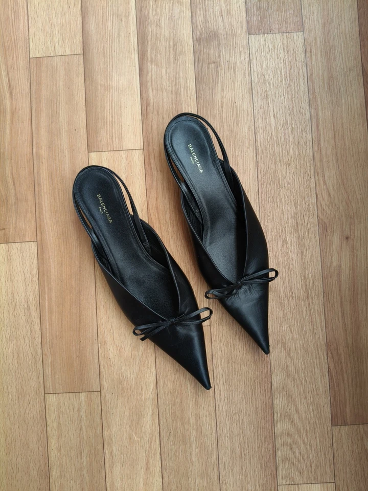 CUCHILLO BALENCIAGA GATITO HONDA TALLA EU 38, 8 US, 5 UK  Foto 3 de 4