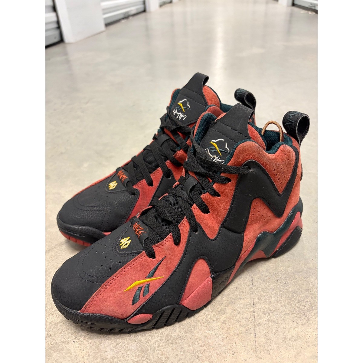 Reebok Kamikaze II Shawn Kemp Mens Size 8 Red Black FZ4006 Good