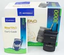 Vintage 1999 Motorola Startac 3000 Small Cell Phone Black Pull Out Antenna w Box